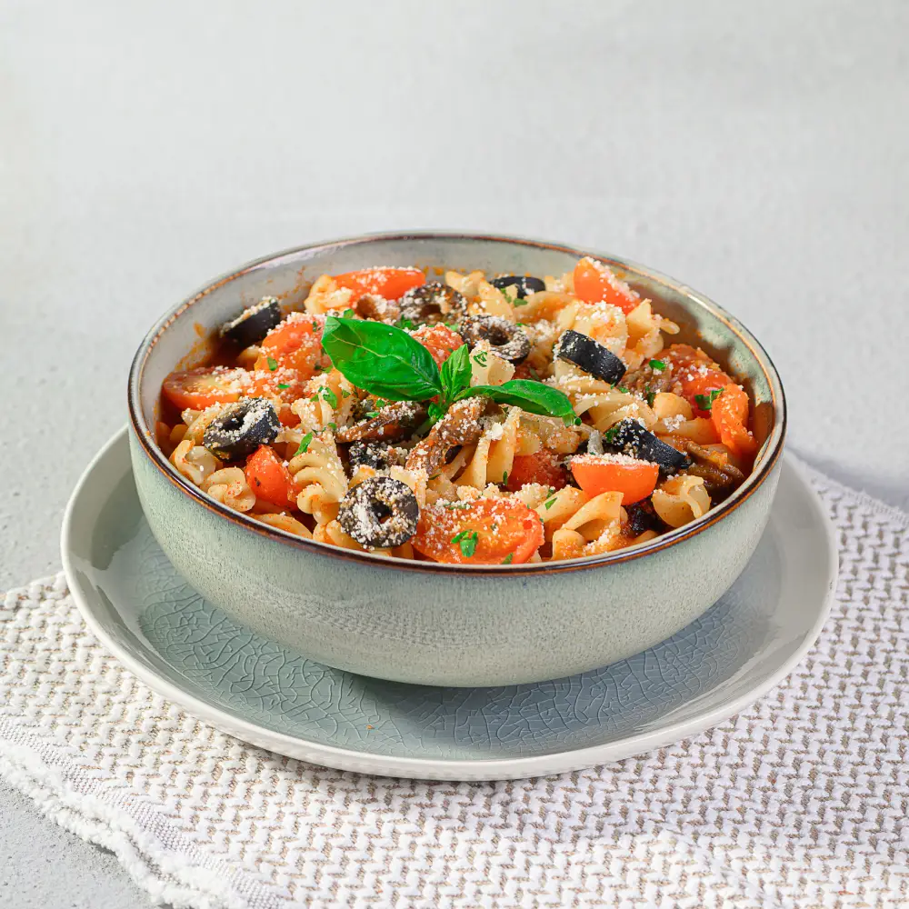 Tomato Olive Mushroom Pasta